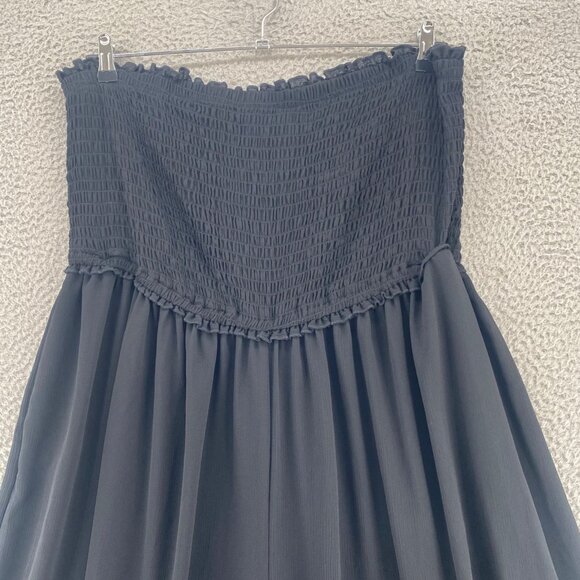 Torrid Jumpsuit Women 3 US 3X Black Smocked Tube Strapless Ruffle Wide Leg Gauzy - Picture 2 of 11